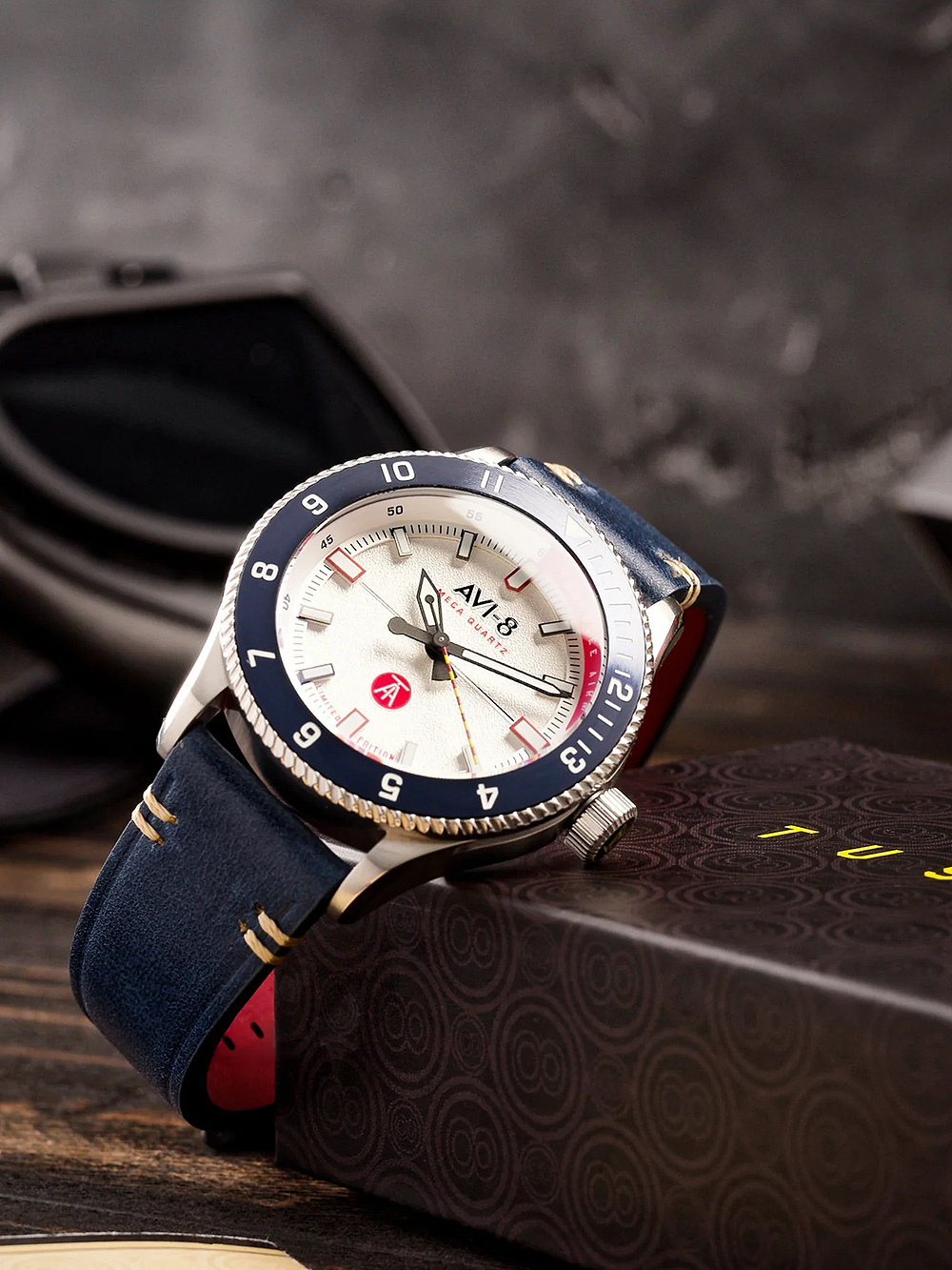 AVI-8 Mod. AV-4103-03