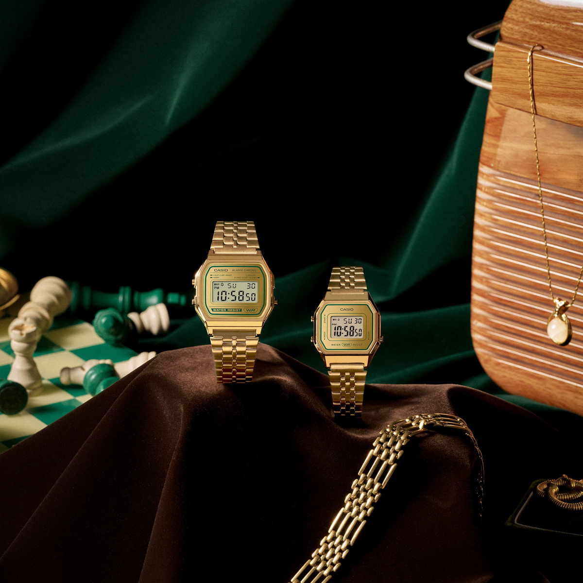 CASIO VINTAGE Mod. ICONIC - GOLD
